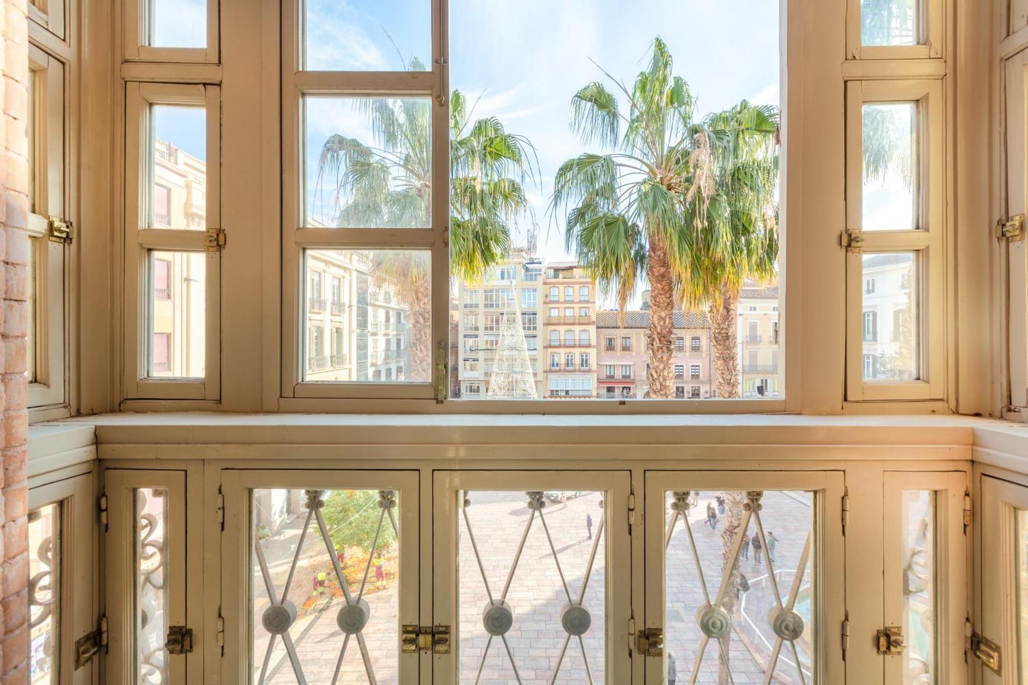 Plaza De La Constitucion Apartment Малага Екстериор снимка