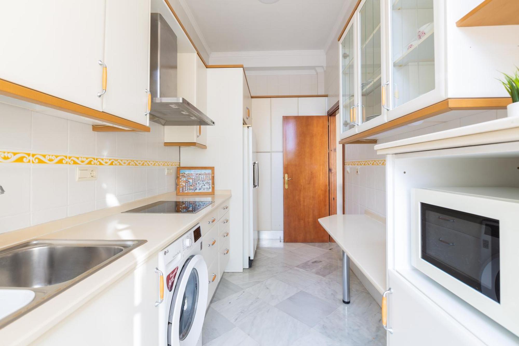 Plaza De La Constitucion Apartment Малага Екстериор снимка