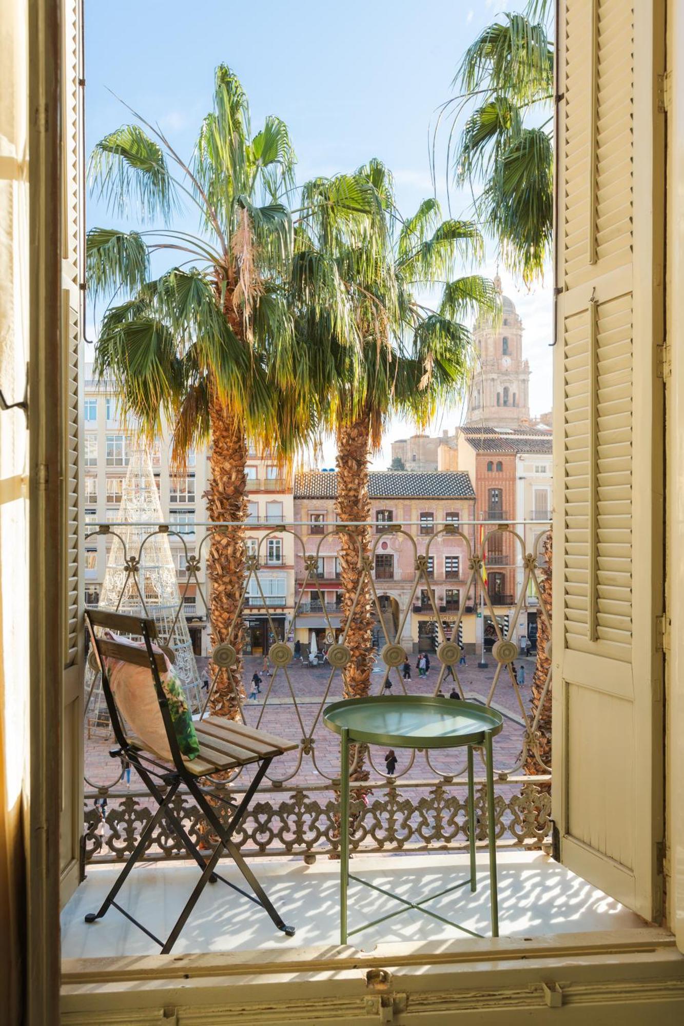 Plaza De La Constitucion Apartment Малага Екстериор снимка
