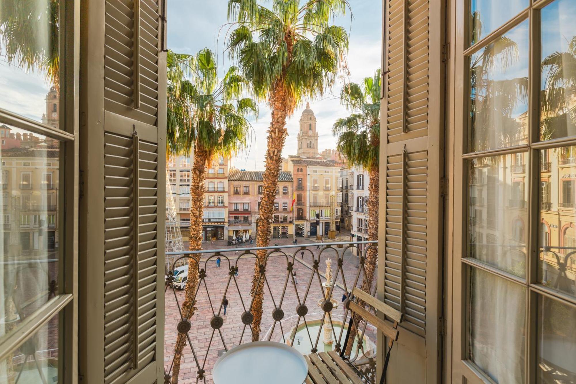 Plaza De La Constitucion Apartment Малага Екстериор снимка
