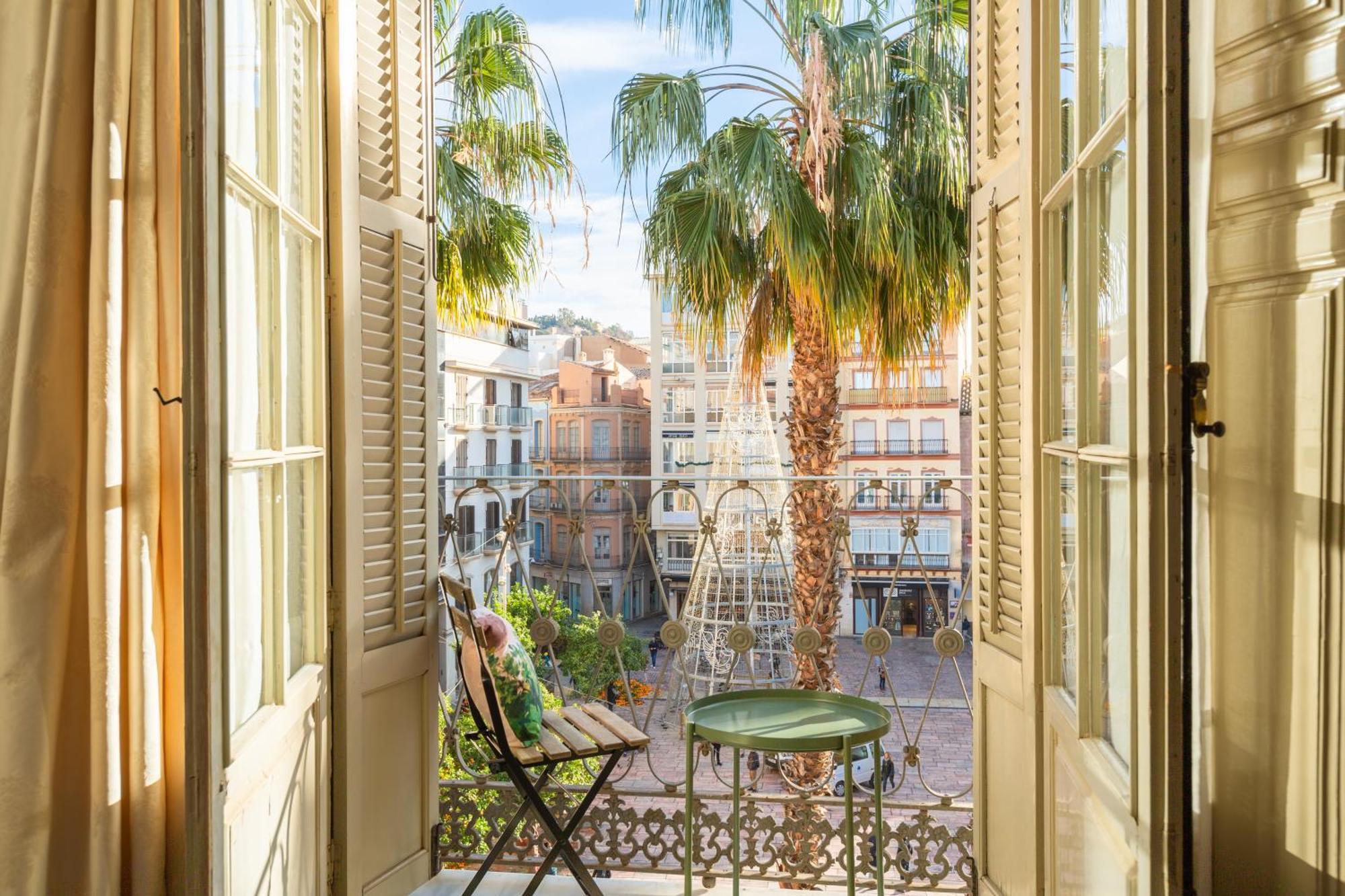 Plaza De La Constitucion Apartment Малага Екстериор снимка