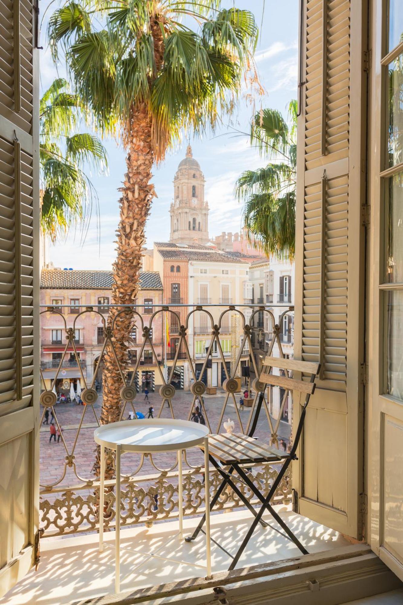 Plaza De La Constitucion Apartment Малага Екстериор снимка
