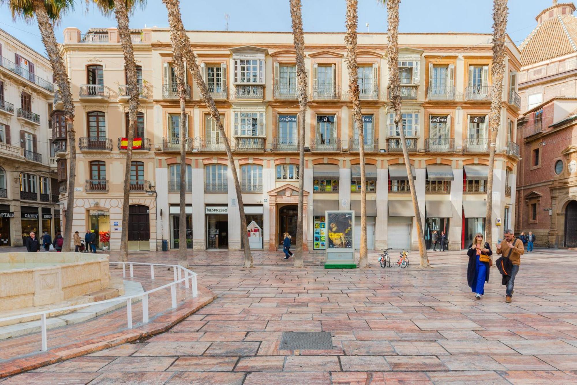 Plaza De La Constitucion Apartment Малага Екстериор снимка